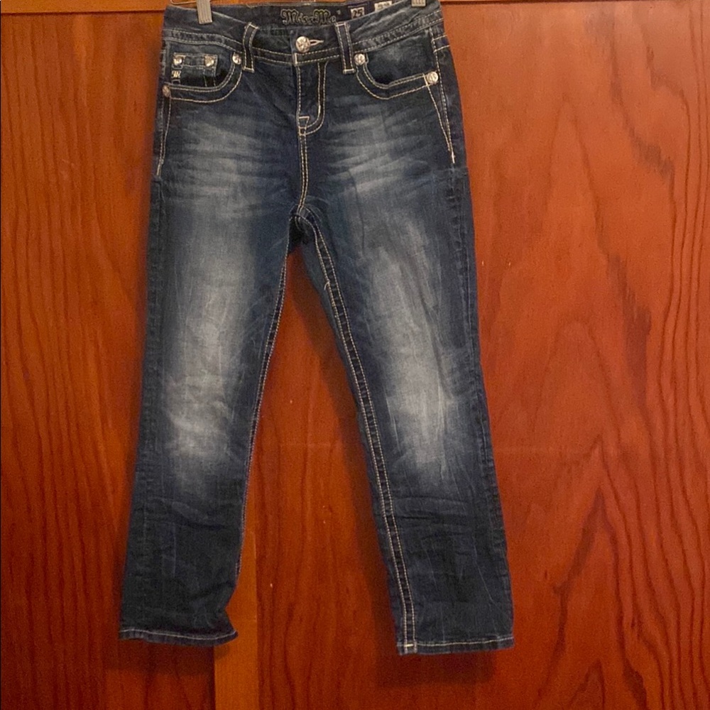 Miss Me Cropped Jeans with Vintage Look